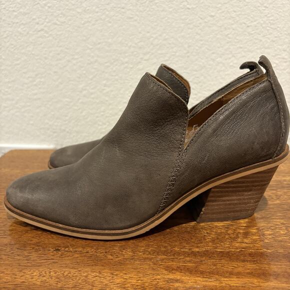 Lucky Brand Boots Womens Size 7.5 Brown LK-Victorey Ankle Cutout Heel Leather - Picture 1 of 10